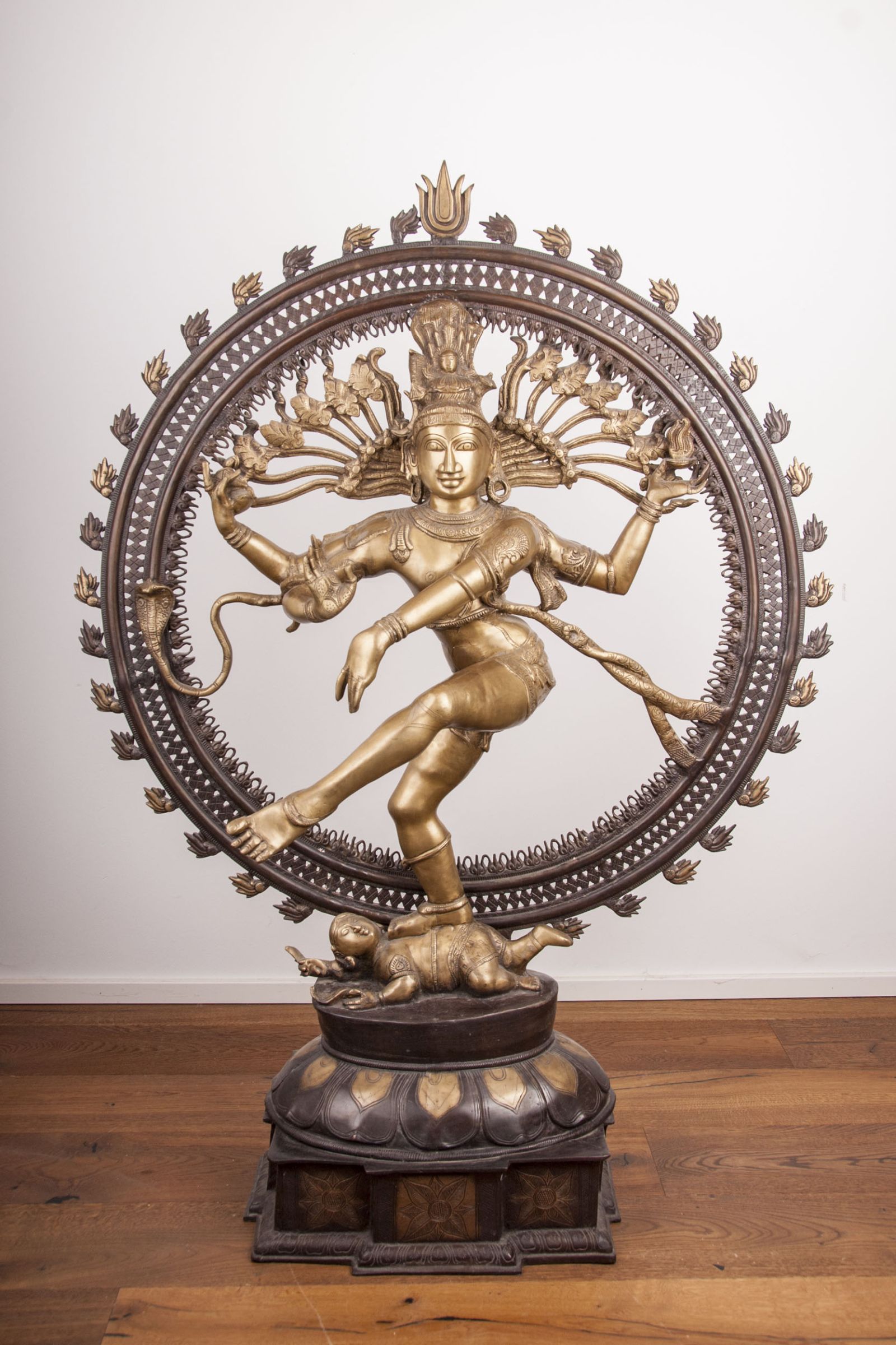 #1400N-007 Nataraj