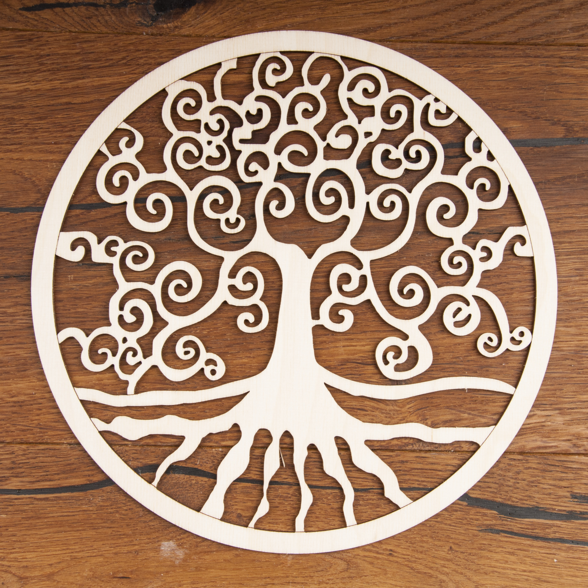 Yggdrasil aus Holz 24 cm