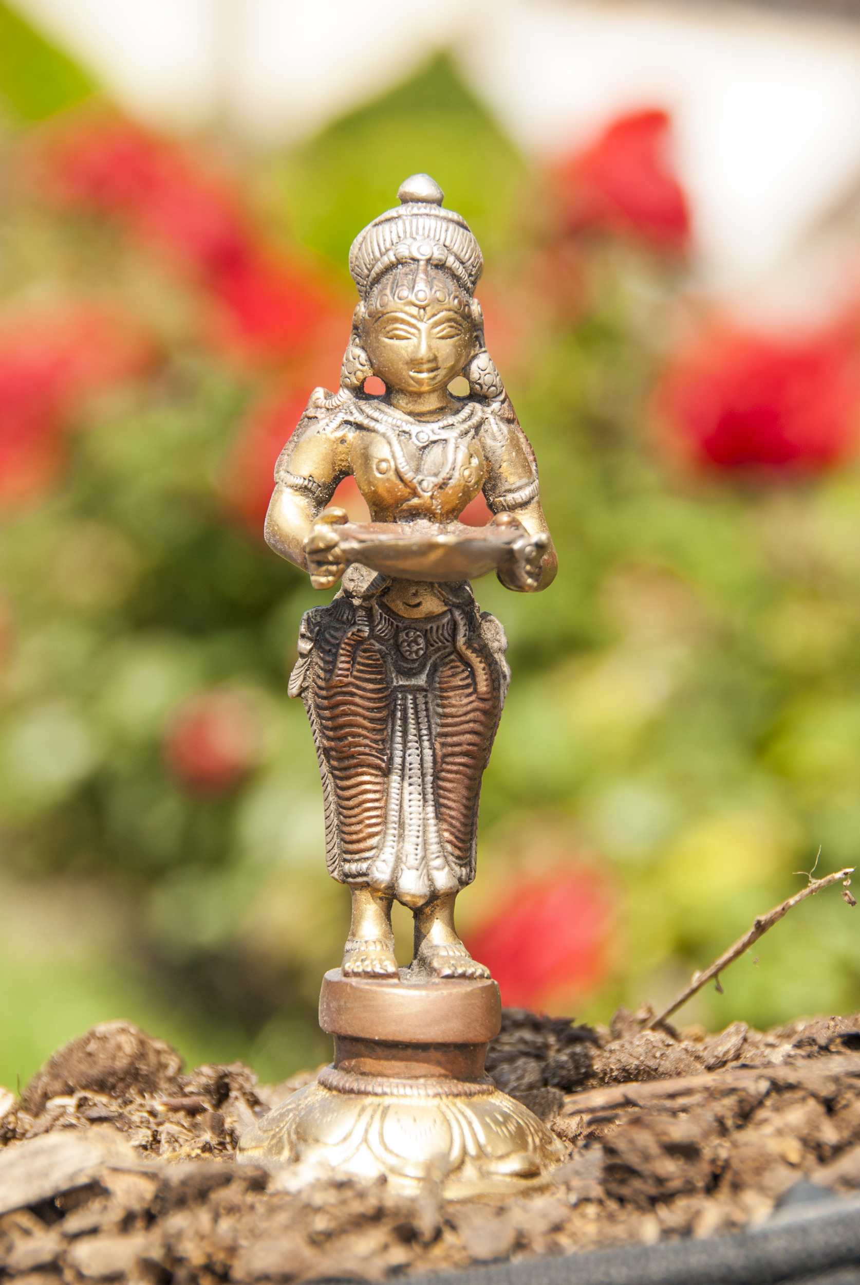 Lakshmi, stehend, 14 cm*Schnäppchen 2026**