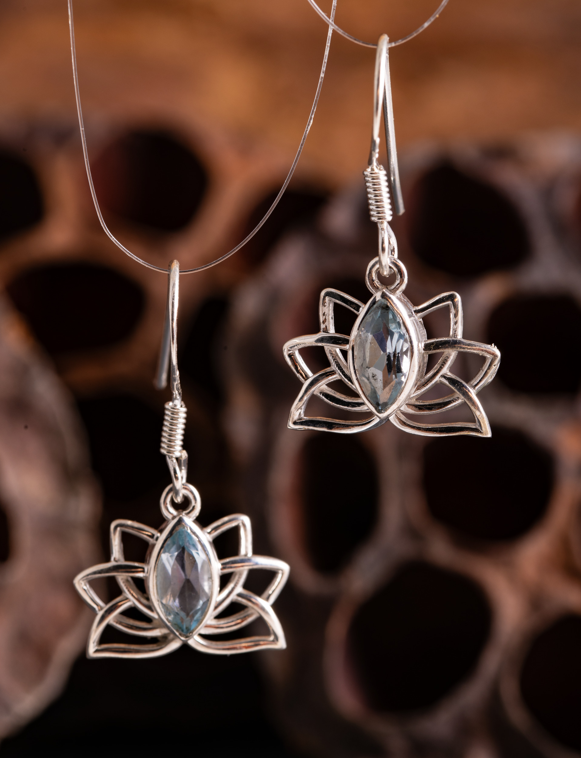 Lotus mit Topas
