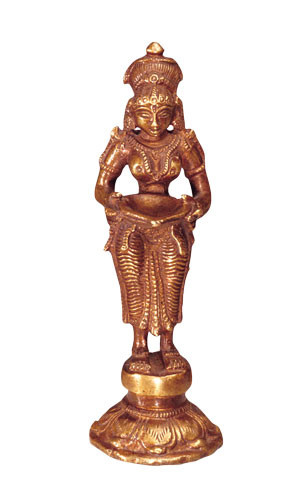 Lakshmi, stehend, Messing, 14 cm hoch