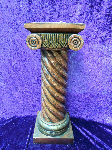 #951 Holzsäule
