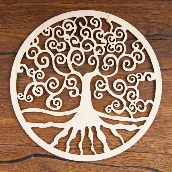 Yggdrasil  aus Holz 18 cm